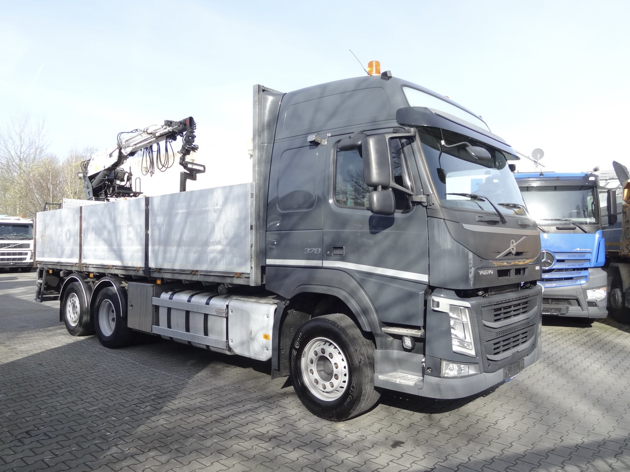 Camion plateau, Camion grue Volvo FM370 6X2*4 Kennis K14 Kran: photos 13