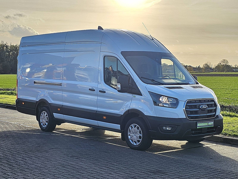 Ford E-Transit  L4H3 Maxi 68kWh! - Fourgon utilitaire, Utilitaire électrique: photos 5 Ford E-Transit  L4H3 Maxi 68kWh! - Fourgon utilitaire, Utilitaire électrique: photos 5