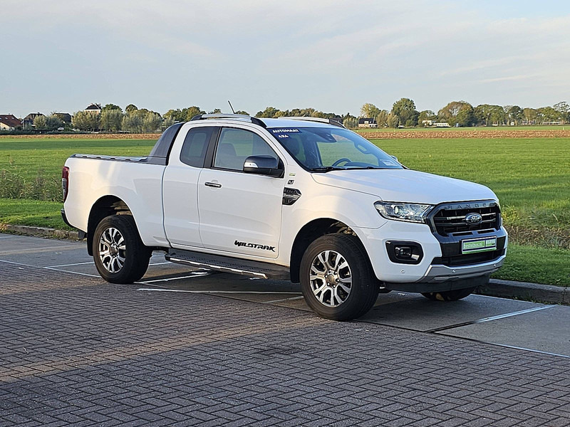Ford Ranger 2.0 213 WILDTRACK - Pick-up: photos 5 Ford Ranger 2.0 213 WILDTRACK - Pick-up: photos 5