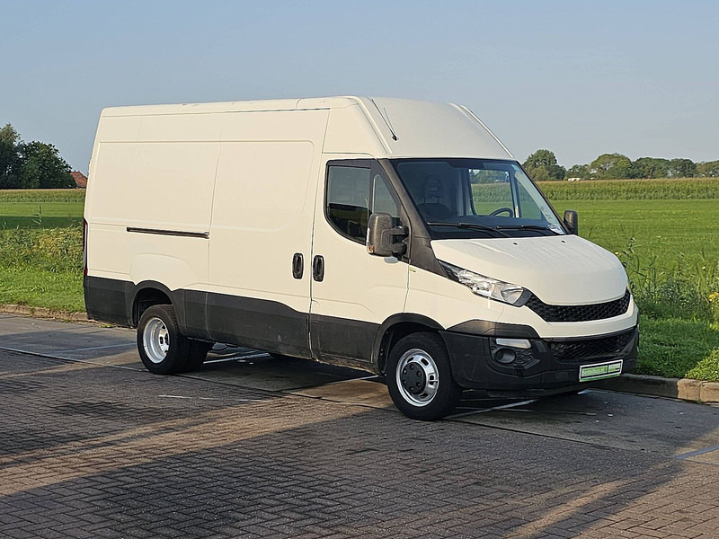 Iveco Daily 35 C - Fourgon utilitaire: photos 5 Iveco Daily 35 C - Fourgon utilitaire: photos 5