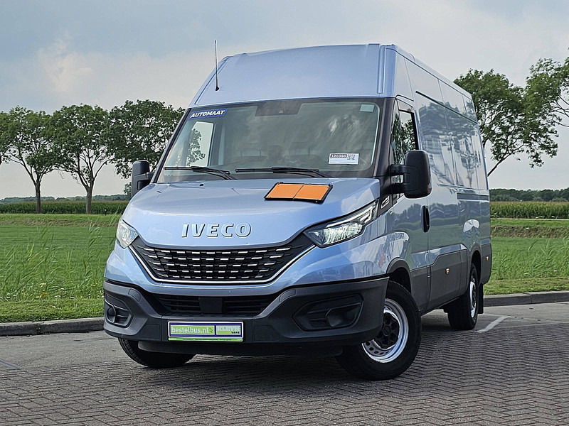 Iveco Daily 35 S - Fourgon utilitaire: photos 1 Iveco Daily 35 S - Fourgon utilitaire: photos 1