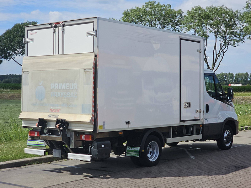 Iveco Daily 35C16 Koelwagen Laadklep! - Utilitaire frigorifique: photos 3 Iveco Daily 35C16 Koelwagen Laadklep! - Utilitaire frigorifique: photos 3