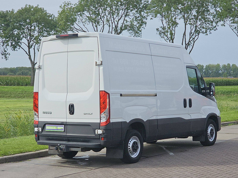 Iveco Daily 35S14 L1H2 Airco Euro6 - Fourgon utilitaire: photos 3 Iveco Daily 35S14 L1H2 Airco Euro6 - Fourgon utilitaire: photos 3