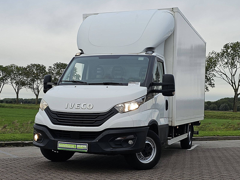 Iveco Daily 35S18 Bakwagen Laadklep! - Fourgon grand volume: photos 1 Iveco Daily 35S18 Bakwagen Laadklep! - Fourgon grand volume: photos 1