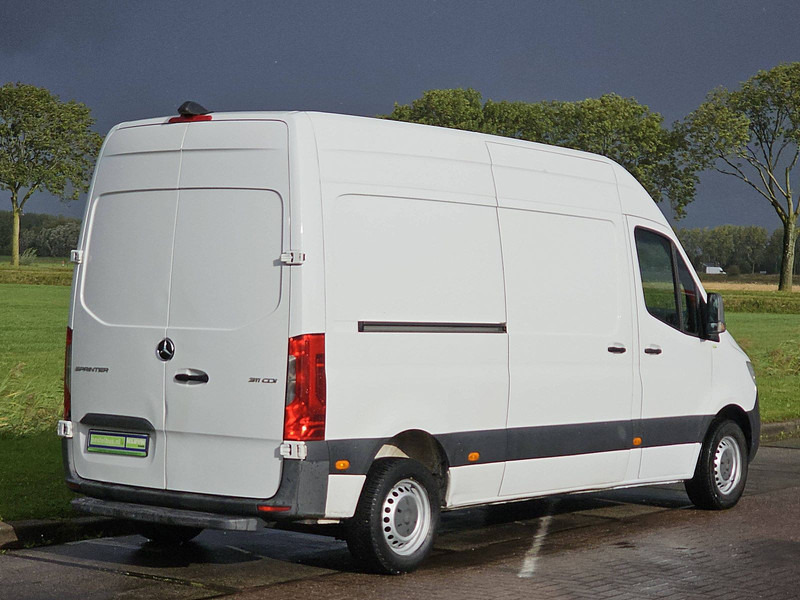 Mercedes-Benz Sprinter 311 CDI L2H2 - Fourgon utilitaire: photos 3 Mercedes-Benz Sprinter 311 CDI L2H2 - Fourgon utilitaire: photos 3