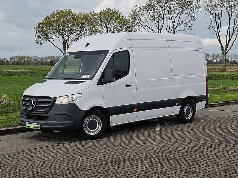 Mercedes-Benz Sprinter 314 L2H2 Mbux RWD - Fourgon utilitaire: photos 2 Mercedes-Benz Sprinter 314 L2H2 Mbux RWD - Fourgon utilitaire: photos 2