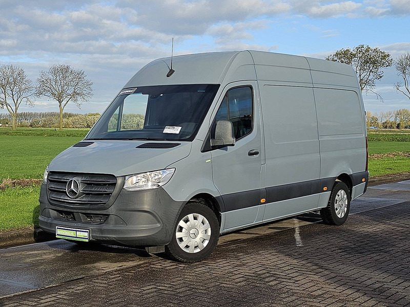 Mercedes-Benz Sprinter 316 L2H2 Mbux10 Automaat - Fourgon utilitaire: photos 2 Mercedes-Benz Sprinter 316 L2H2 Mbux10 Automaat - Fourgon utilitaire: photos 2