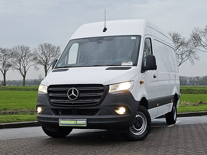 Mercedes-Benz Sprinter 317 L2H2 Mbux Navi RWD! - Fourgon utilitaire: photos 1 Mercedes-Benz Sprinter 317 L2H2 Mbux Navi RWD! - Fourgon utilitaire: photos 1