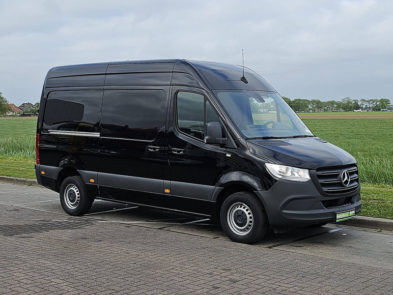 Mercedes-Benz Sprinter 317 L2H2 Navi Euro6 AC! - Fourgon utilitaire: photos 5 Mercedes-Benz Sprinter 317 L2H2 Navi Euro6 AC! - Fourgon utilitaire: photos 5