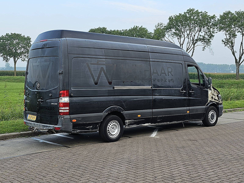 Mercedes-Benz Sprinter - Fourgon utilitaire: photos 3 Mercedes-Benz Sprinter - Fourgon utilitaire: photos 3