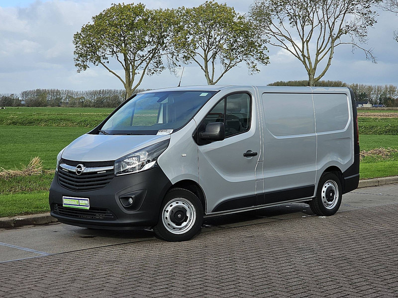 Opel Vivaro 1.6 L1H1 Navi Euro6 AC! - Fourgonnette: photos 2 Opel Vivaro 1.6 L1H1 Navi Euro6 AC! - Fourgonnette: photos 2