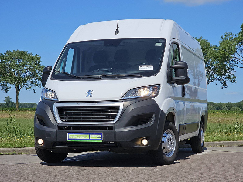 Peugeot Boxer 2.2 BHDI 140 L2H2 42 dkm - Fourgon utilitaire: photos 1 Peugeot Boxer 2.2 BHDI 140 L2H2 42 dkm - Fourgon utilitaire: photos 1