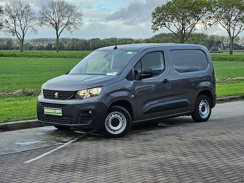 Peugeot Partner 1.5 BHDI 102 - Fourgon grand volume: photos 2 Peugeot Partner 1.5 BHDI 102 - Fourgon grand volume: photos 2