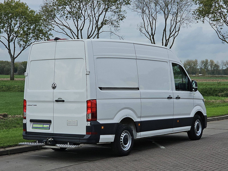 Volkswagen Crafter 35 2.0 L3H3 140Pk Euro6 AC! - Fourgon utilitaire: photos 3 Volkswagen Crafter 35 2.0 L3H3 140Pk Euro6 AC! - Fourgon utilitaire: photos 3