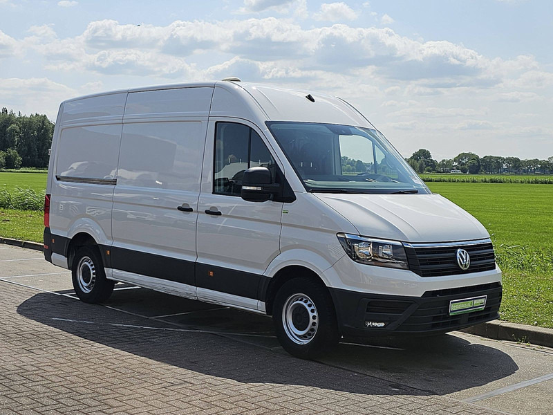 Volkswagen Crafter 35 2.0 L3H3 NAP Euro6 AC! - Fourgon utilitaire: photos 5 Volkswagen Crafter 35 2.0 L3H3 NAP Euro6 AC! - Fourgon utilitaire: photos 5