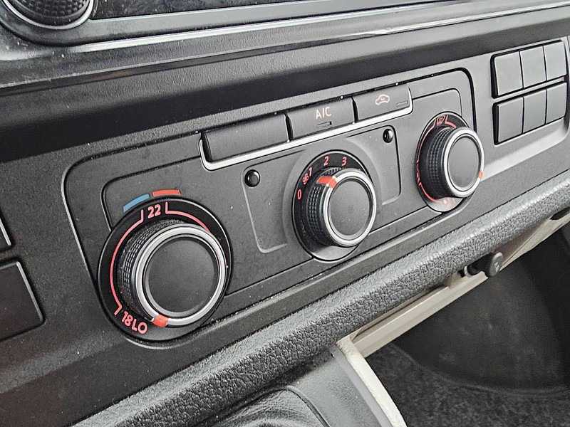 Volkswagen Transporter 2.0 TDI en leasing occasion Volkswagen Transporter 2.0 TDI: photos 10