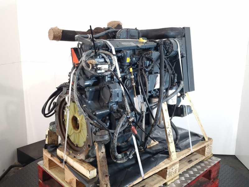Deutz BF4M1013C Engine (Industrial) - Moteur pour Matériel industriel: photos 1 Deutz BF4M1013C Engine (Industrial) - Moteur pour Matériel industriel: photos 1