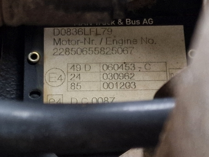 MAN D0836 LFL79 Engine (Truck) - Moteur pour Camion: photos 2 MAN D0836 LFL79 Engine (Truck) - Moteur pour Camion: photos 2
