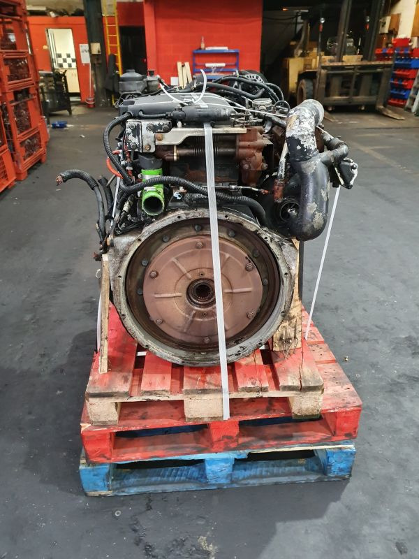MAN D0836 LOH52 - Moteur: photos 2 MAN D0836 LOH52 - Moteur: photos 2