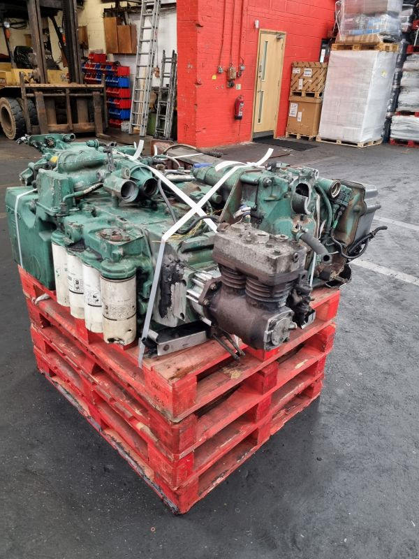 Volvo DH12D Engine - Moteur: photos 4 Volvo DH12D Engine - Moteur: photos 4
