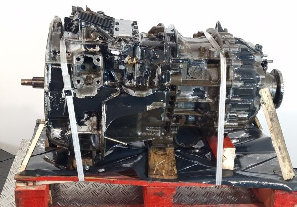 ZF Astronic 12AS1210TO Gearbox - Boîte de vitesse: photos 4 ZF Astronic 12AS1210TO Gearbox - Boîte de vitesse: photos 4