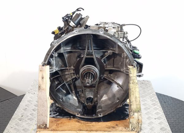 ZF Astronic Lite 6AS1000TO Renault Spec Gearbox - Boîte de vitesse: photos 2 ZF Astronic Lite 6AS1000TO Renault Spec Gearbox - Boîte de vitesse: photos 2