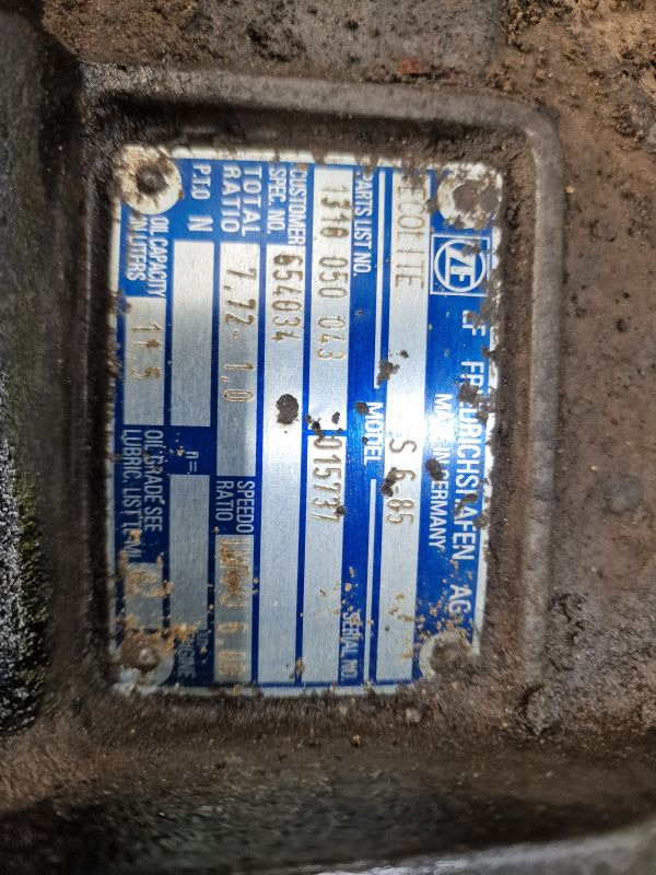 ZF S6-85 Gearbox - Boîte de vitesse: photos 2 ZF S6-85 Gearbox - Boîte de vitesse: photos 2