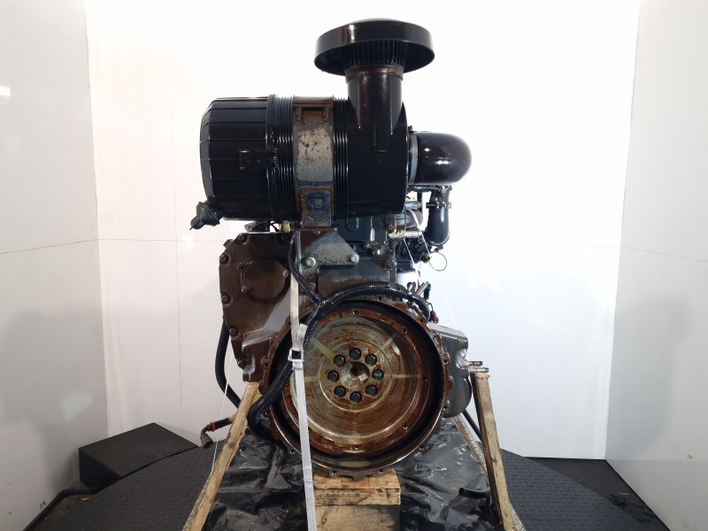 Iveco/Cummins F4GE0685D*F650 Engine (Industrial) - Moteur pour Matériel industriel: photos 3 Iveco/Cummins F4GE0685D*F650 Engine (Industrial) - Moteur pour Matériel industriel: photos 3