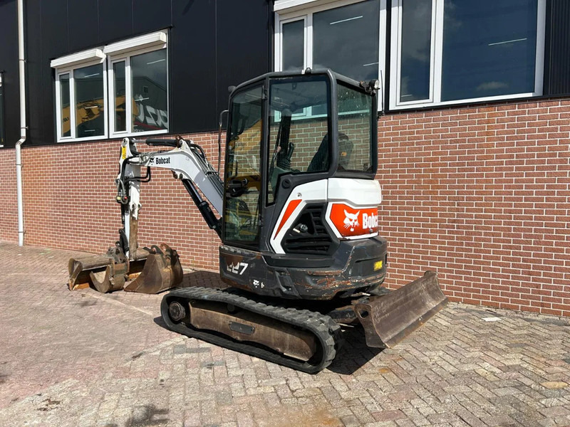 Bobcat E27 - Mini pelle: photos 2 Bobcat E27 - Mini pelle: photos 2