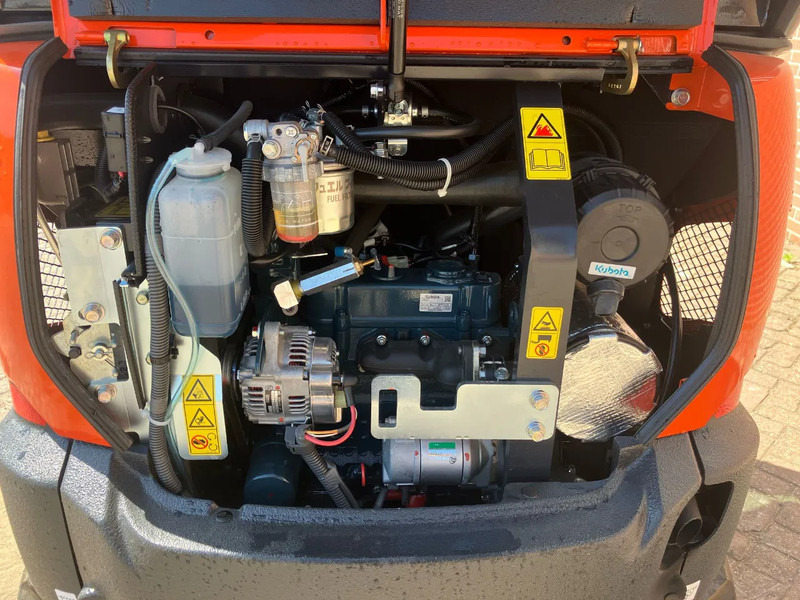 Pelle sur chenille Kubota KX019 4: photos 6