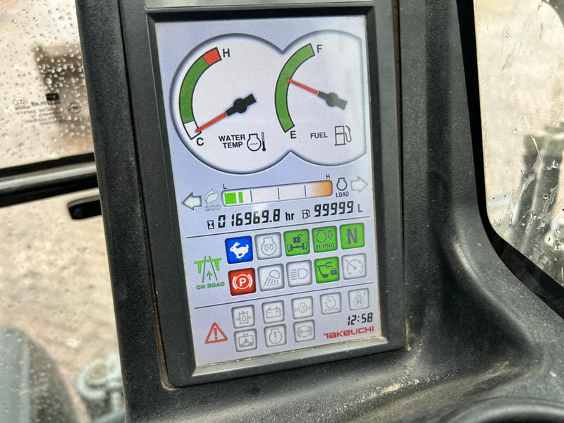 Takeuchi TB1160W - Pelle sur pneus: photos 5 Takeuchi TB1160W - Pelle sur pneus: photos 5