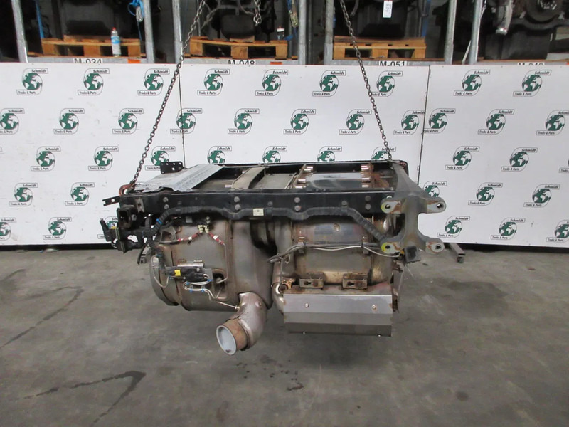 DAF 1994843 // 1947131//1940705 //1933421 KATALYSATOR DAF XF 106 EURO 6 - Catalyseur pour Camion: photos 3 DAF 1994843 // 1947131//1940705 //1933421 KATALYSATOR DAF XF 106 EURO 6 - Catalyseur pour Camion: photos 3