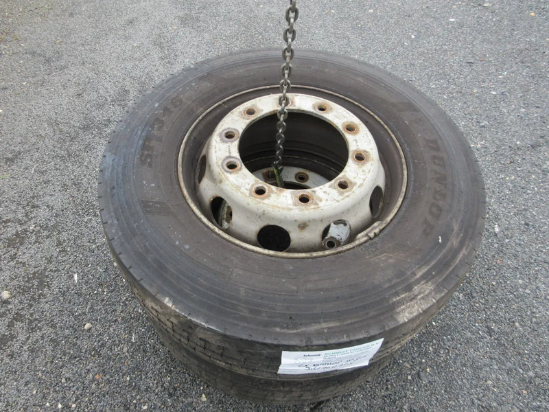 DUNLOP 315 / 70 R 22.5 VOORBAND MET STAAL WIEL - Pneu pour Camion: photos 4 DUNLOP 315 / 70 R 22.5 VOORBAND MET STAAL WIEL - Pneu pour Camion: photos 4