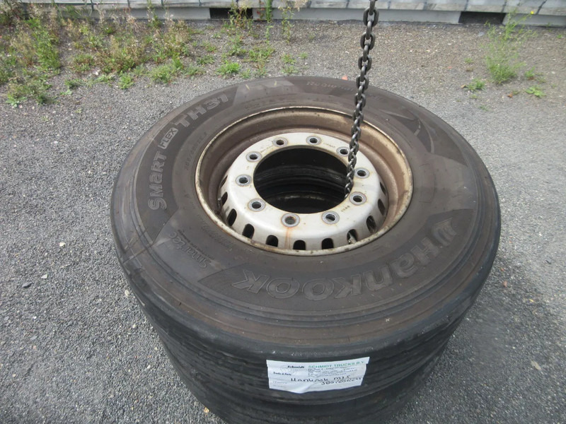 Hankook 385 / 65 R 22.5 OPLEGGER BANDEN MET STAAL WIEL - Pneu pour Camion: photos 2 Hankook 385 / 65 R 22.5 OPLEGGER BANDEN MET STAAL WIEL - Pneu pour Camion: photos 2