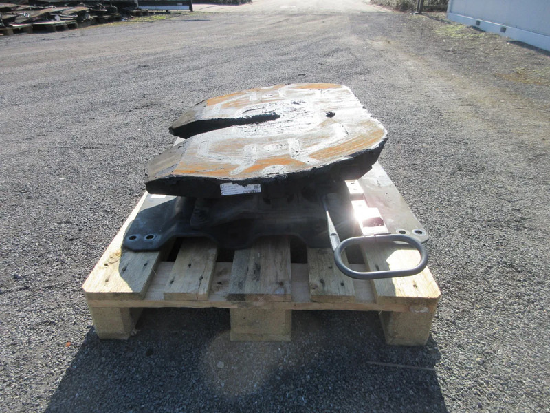 Iveco 41284479 G50-X D152,3 U 20,0 SK-S36.20 MODEL 2023 41284479 G50-X D152,3 U 20,0 SK-S36.20 MODEL 2023 - Sellette d'attelage pour Camion: photos 4 Iveco 41284479 G50-X D152,3 U 20,0 SK-S36.20 MODEL 2023 41284479 G50-X D152,3 U 20,0 SK-S36.20 MODEL 2023 - Sellette d'attelage pour Camion: photos 4