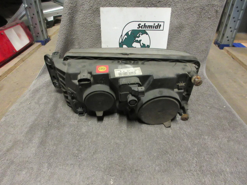 Iveco 504238414 KOPLAMP STRALIS EURO 5 RECHTS - Feu avant pour Camion: photos 3 Iveco 504238414 KOPLAMP STRALIS EURO 5 RECHTS - Feu avant pour Camion: photos 3