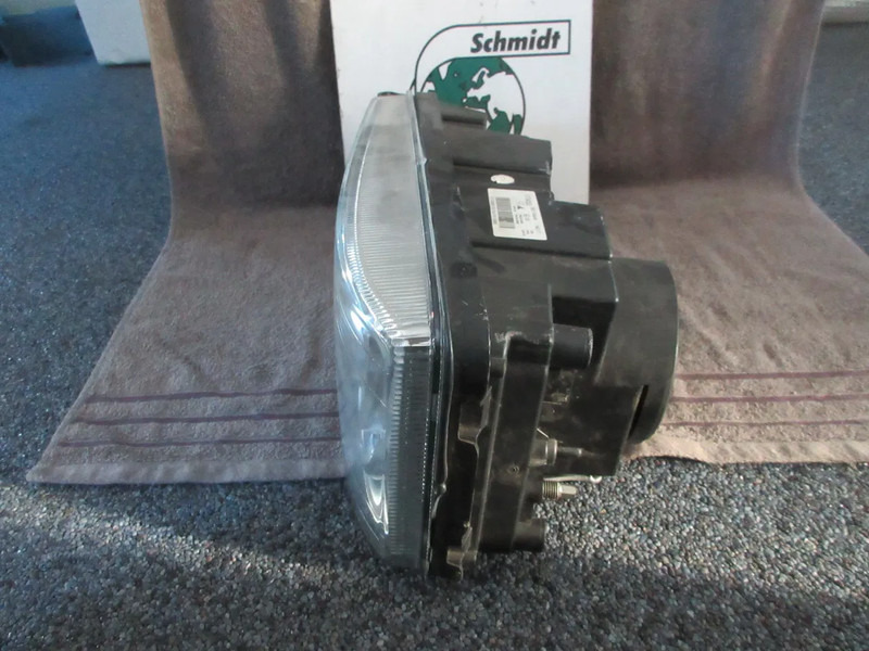 Iveco 5801745449 KOPLAMP HI WAY LED LAMP LINKS EURO 6 - Feu avant pour Camion: photos 4 Iveco 5801745449 KOPLAMP HI WAY LED LAMP LINKS EURO 6 - Feu avant pour Camion: photos 4