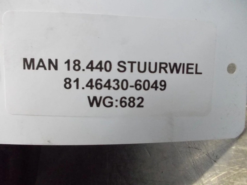 MAN 18.440 81.46430-6049 STUURWIEL - Volant pour Camion: photos 3 MAN 18.440 81.46430-6049 STUURWIEL - Volant pour Camion: photos 3