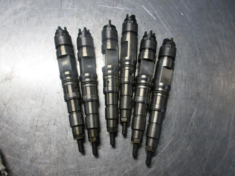 MAN 51.10100-6064 // 51.10100-6126 D2066LF INJECTORS MAN EURO 5 - Filtre à carburant pour Camion: photos 3 MAN 51.10100-6064 // 51.10100-6126 D2066LF INJECTORS MAN EURO 5 - Filtre à carburant pour Camion: photos 3