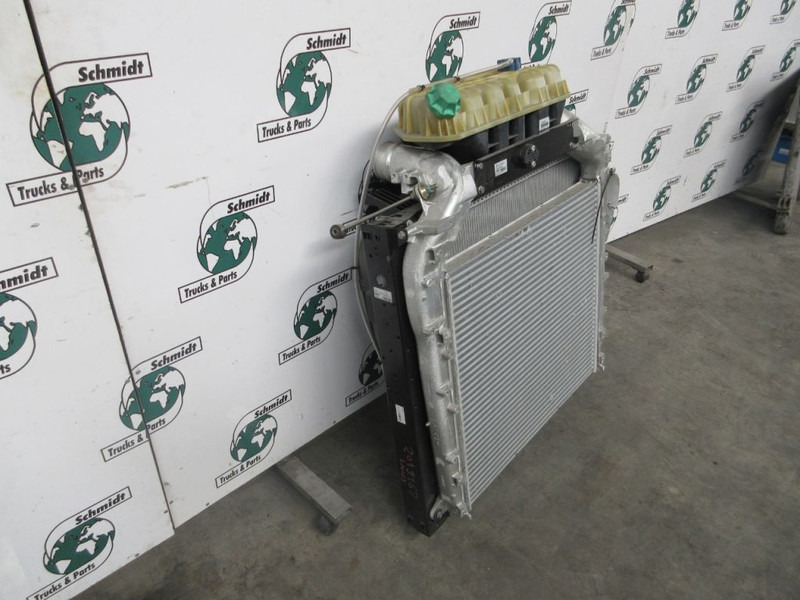 MAN 81.06100-6936/81.06130-0243 NIEUWE RADIATEUR MODEL 2022 - Radiateur pour Camion: photos 2 MAN 81.06100-6936/81.06130-0243 NIEUWE RADIATEUR MODEL 2022 - Radiateur pour Camion: photos 2