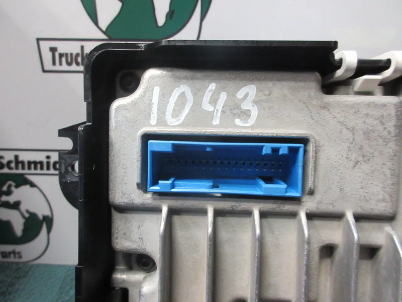 MAN 81.25807-7400 INSTRUMENTEN PANEEL MAN 18.520 MODEL 2024 - Panel de instrumentos pour Camion: photos 3 MAN 81.25807-7400 INSTRUMENTEN PANEEL MAN 18.520 MODEL 2024 - Panel de instrumentos pour Camion: photos 3