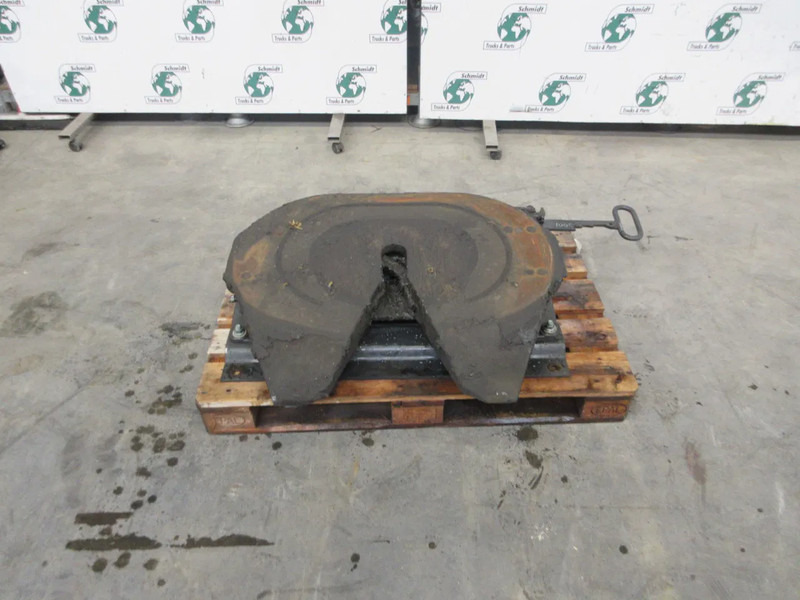 MAN 81.42710-6302 // JSK 37C-150-1Z9 // 81.42715-0037 81.42710-6302 // JSK 37C-150-1Z9 // 81.42715-0037 MAN 18.430 TGS 2023 - Sellette d'attelage pour Camion: photos 5 MAN 81.42710-6302 // JSK 37C-150-1Z9 // 81.42715-0037 81.42710-6302 // JSK 37C-150-1Z9 // 81.42715-0037 MAN 18.430 TGS 2023 - Sellette d'attelage pour Camion: photos 5