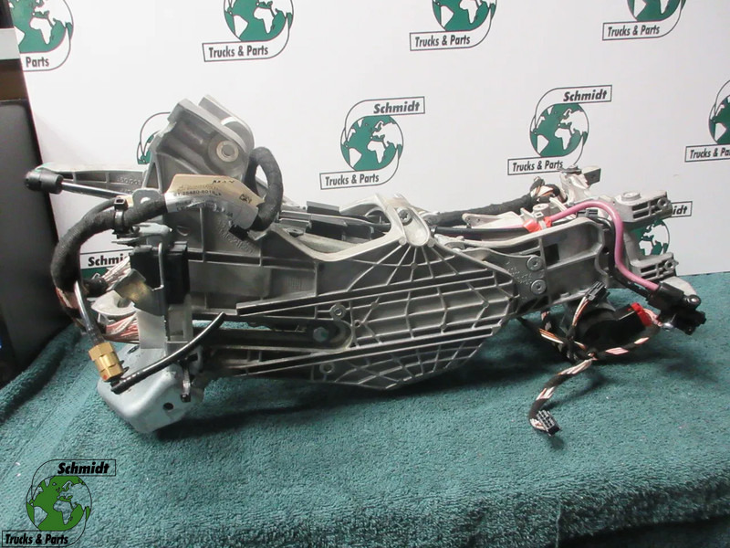 MAN 81.46113-6289 // 81.46433-6020 // 81.64633-6019 // STUURKOLOM MAN 18.510 EURO 6 - Colonne de direction pour Camion: photos 1 MAN 81.46113-6289 // 81.46433-6020 // 81.64633-6019 // STUURKOLOM MAN 18.510 EURO 6 - Colonne de direction pour Camion: photos 1