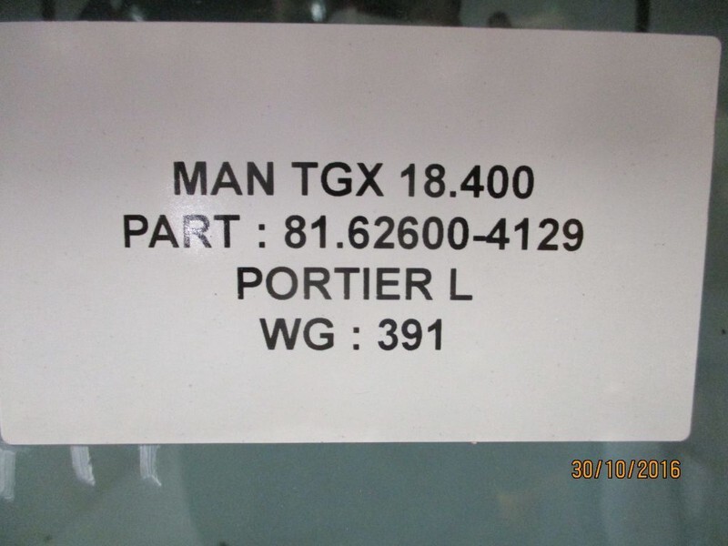 MAN 81.62600-4119 Deur Links TGX TGA - Cabine et intérieur pour Camion: photos 3 MAN 81.62600-4119 Deur Links TGX TGA - Cabine et intérieur pour Camion: photos 3