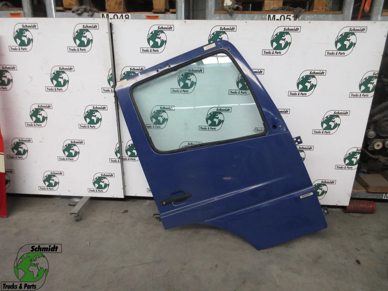 Mercedes-Benz A 960 720 24 03//A 973 720 18 05 DEUR RECHTS ATEGO EURO 5 - Portière et pièces pour Camion: photos 1 Mercedes-Benz A 960 720 24 03//A 973 720 18 05 DEUR RECHTS ATEGO EURO 5 - Portière et pièces pour Camion: photos 1