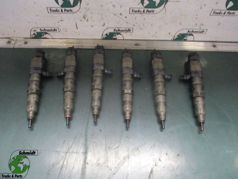 Mercedes-Benz ACTROS A 471 070 05 87 INJECTORS EURO 5 - Filtre à carburant pour Camion: photos 1 Mercedes-Benz ACTROS A 471 070 05 87 INJECTORS EURO 5 - Filtre à carburant pour Camion: photos 1