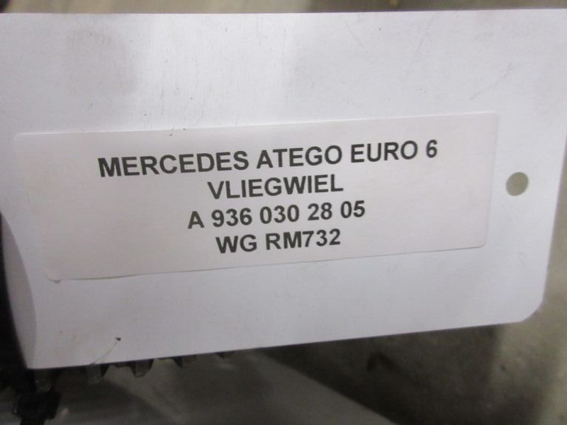 Mercedes-Benz ATEGO A 936 030 28 05 VLIEGWIEL EURO 6 - Volant moteur pour Camion: photos 3 Mercedes-Benz ATEGO A 936 030 28 05 VLIEGWIEL EURO 6 - Volant moteur pour Camion: photos 3