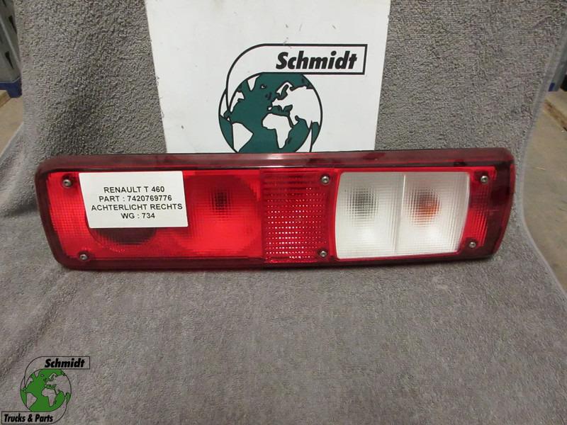 Renault 7420802350 ACHTERLAMP RENAULT PREMUIM EURO 6 RECHTS - Feu arrière pour Camion: photos 1 Renault 7420802350 ACHTERLAMP RENAULT PREMUIM EURO 6 RECHTS - Feu arrière pour Camion: photos 1