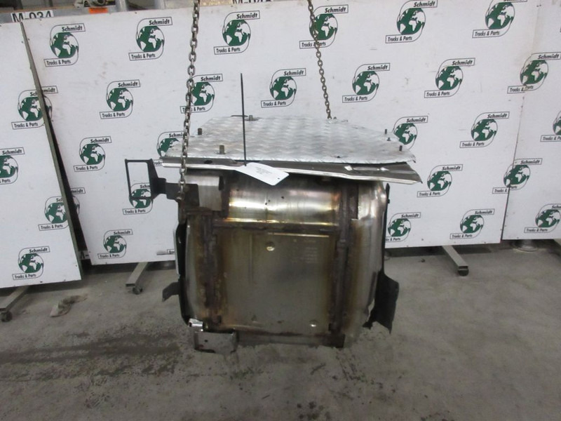 Scania 2521074/ 2574128 / 2609872 / 2496313 / 1920711 KATALYSATOR SCANIA R410 LNG GAS MODEL 2020 - Catalyseur pour Camion: photos 2 Scania 2521074/ 2574128 / 2609872 / 2496313 / 1920711 KATALYSATOR SCANIA R410 LNG GAS MODEL 2020 - Catalyseur pour Camion: photos 2