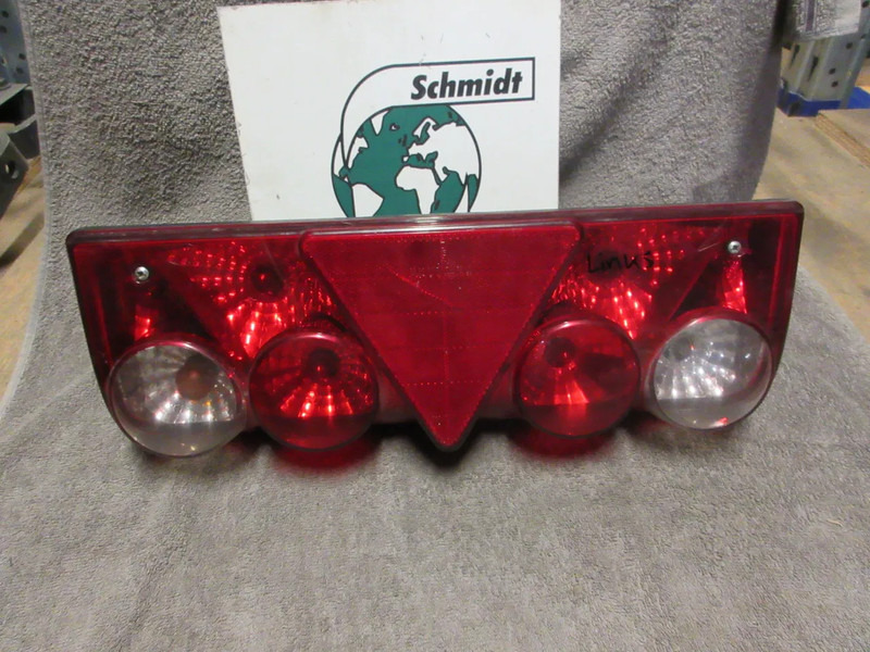 Schmitz Cargobull ACHTERLAMPEN RECHT EN LINKS SCHITZ OPLEGGER MODEL 2020 - Feu arrière pour Camion: photos 2 Schmitz Cargobull ACHTERLAMPEN RECHT EN LINKS SCHITZ OPLEGGER MODEL 2020 - Feu arrière pour Camion: photos 2